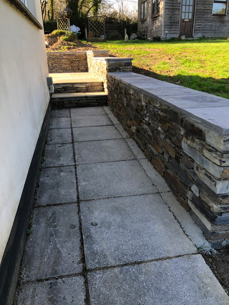 Photo of a dry stone wall